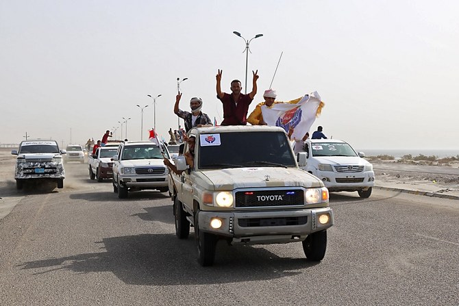  Yemeni Southern separatists supporters demonstrate in the Khor Maksar district of Yemen's second city of Aden on August 15, 2019. (Nabil Hasan/AFP)