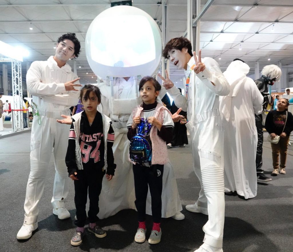 Visitors to the event have been lapping up the opportunity to take photos with their favorite characters. (Arab News)