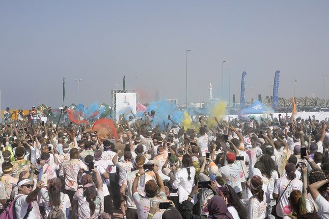 The Color Run is a part of the General Entertainment Authority’s efforts to attract top entertainment to Saudi Arabia and enrich the lifestyle of residents. (AN photo by Huda Bashatah)