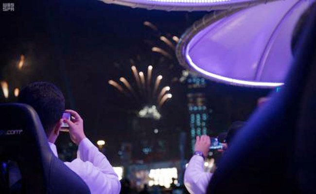 Riyadh Season made the dream of height lovers come true through a dinner in the sky held at Winter Wonderland Riyadh. (SPA)
