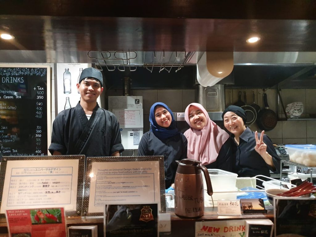 The number of halal Japanese restaurants has rapidly increased to 180 halal establishments, including fine-dining restaurants that are serving traditional Japanese dishes. (AN Photo by Hala Tashkandi)