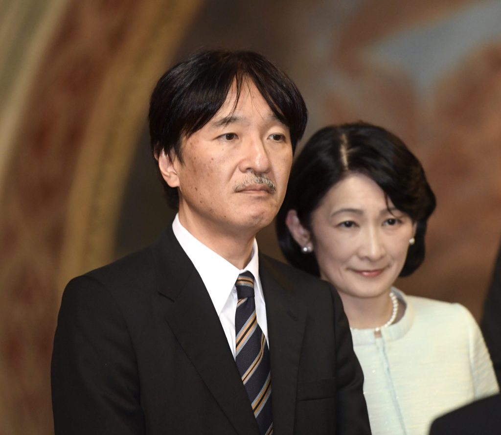 Crown Prince Akishino and his wife, Crown Princess Kiko, visited Peace Memorial Park in the city of Itoman, Okinawa Prefecture. (AFP)