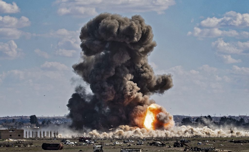 Smoke and fire billow after shelling on Daesh’s last holdout of Baghouz, in the eastern Syrian Deir Ezzor province on March 3, 2019. (AFP)