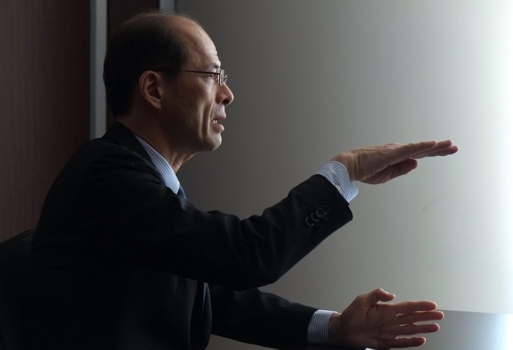 This picture taken on June 27, 2016 shows Norihiro Takahashi, the boss of Japan's Government Pension Investment Fund (GPIF), speaking during an interview with AFP in Tokyo. (File photo/AFP)