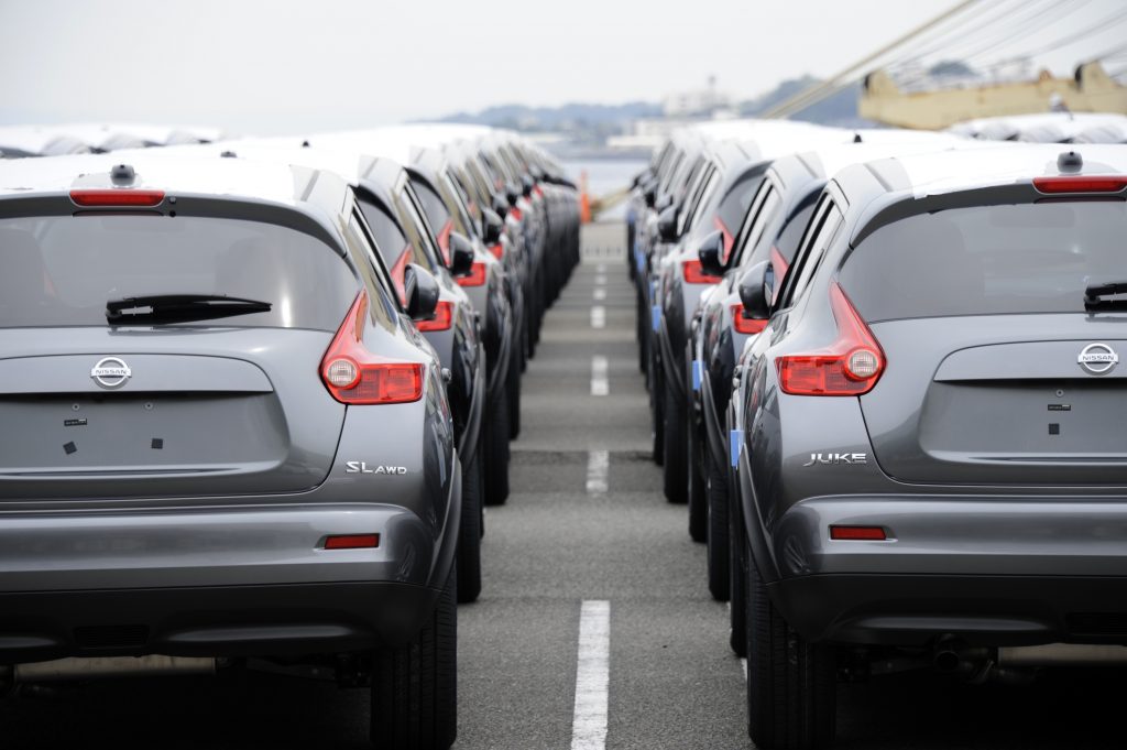 Nissan Juke, sports utility vehicles queue to be loaded onto a freighter at its Oppama factory in Yokosuka, some 40-km south of Tokyo on April 22, 2011. (AFP)