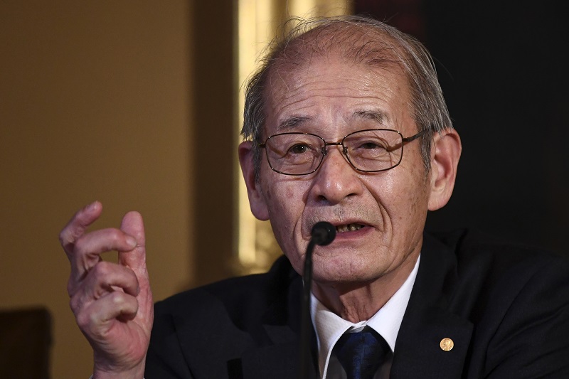 The Japanese government will set up an international center for research on environmental and energy technologies, which will be headed by Akira Yoshino (top), honorary fellow of Japanese chemical maker Asahi Kasei Corp. and one of the three winners of the 2019 Nobel Prize in Chemistry. (AFP/file)