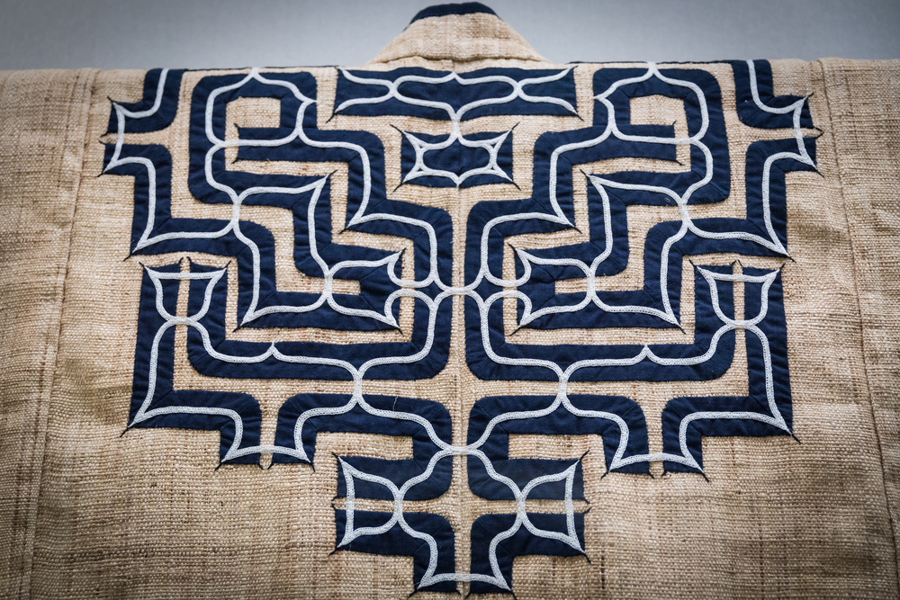 Antique Ainu kimono with traditional embroidery at the Hokkaido Museum. (Shutterstock)