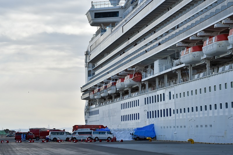 The number of virus carriers confirmed in the group infection on the Diamond Princess cruise ship has reached 20, and that of confirmed infection cases across Japan has risen to 45. (AFP/file)