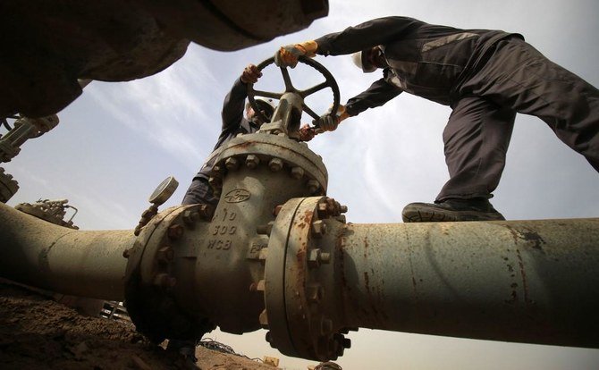 Iraq halted production of around 95,000 barrels per day of oil from Gharraf southern oilfield after Malaysia’s Petronas evacuated its staff from the field. (AFP file photo)
