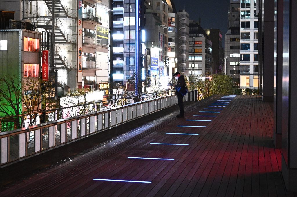 The number of coronavirus cases in Japan rose by more than 570 to over 10,000 on Thursday, including those who were on the Diamond Princess cruise ship. (AFP)