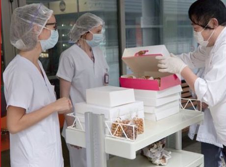 Meals prepared by Japanese chefs at Chateau de Courban distributed to workers in a hospital in Dijon, France. (Facebook/Chateau de Courban)