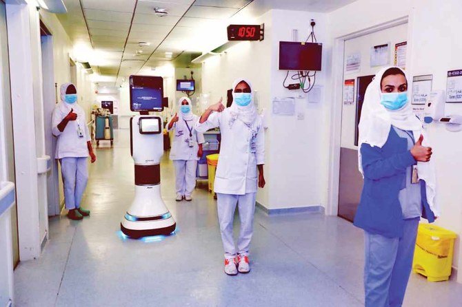 The hi-tech machine at the King Abdullah Medical Complex allows doctors and nurses to work from a safe distance in diagnosing COVID-19 cases. (Supplied)
