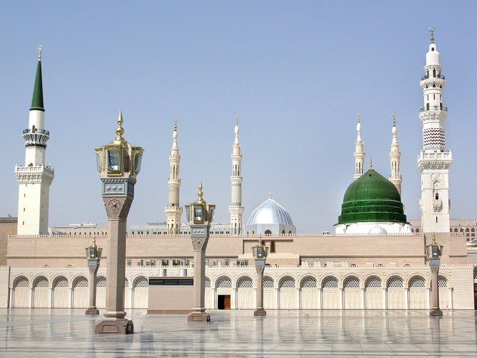 Ramadan's Tarawih, and Eid prayers will be performed at people’s homes if the coronavirus pandemic continues. (Shutterstock)