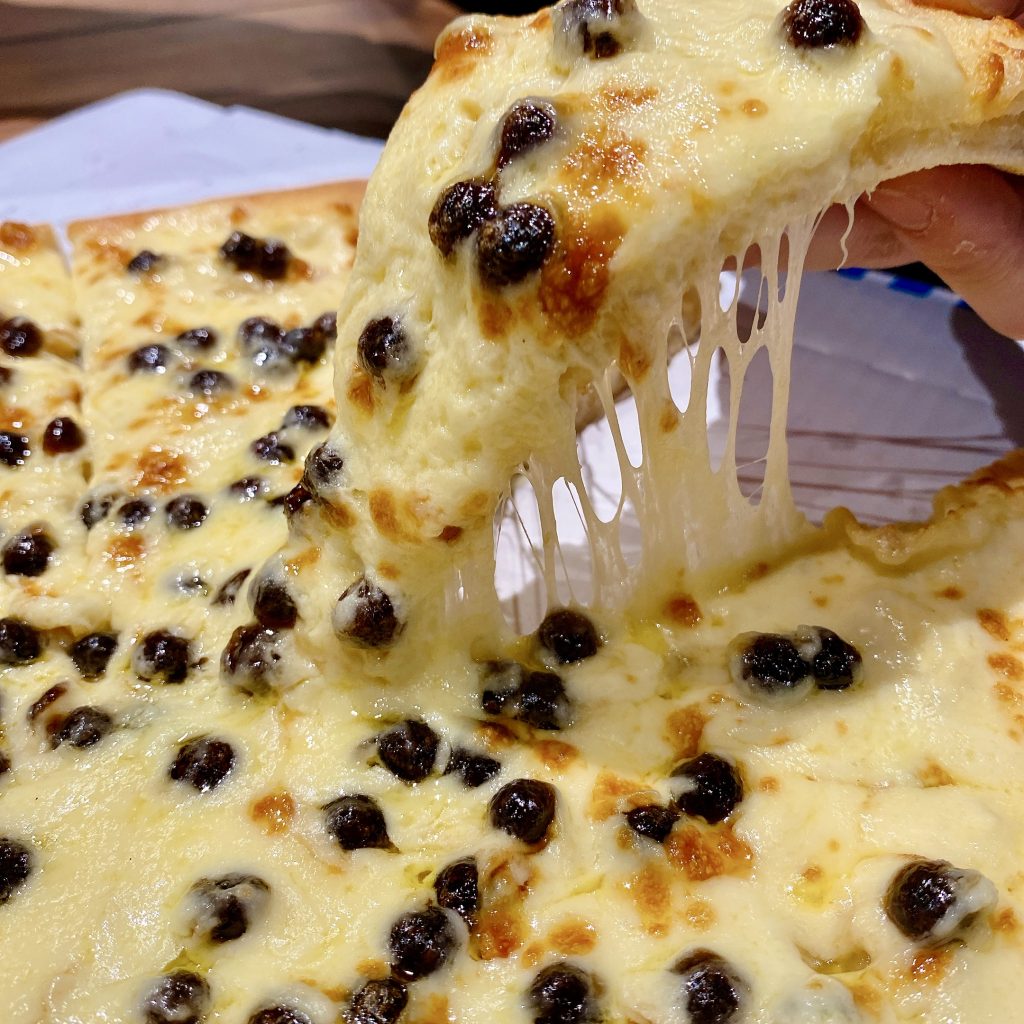 The pizza is available for a limited time only at Domino’s Pizza Japan. (Twitter/@dominos_JP)