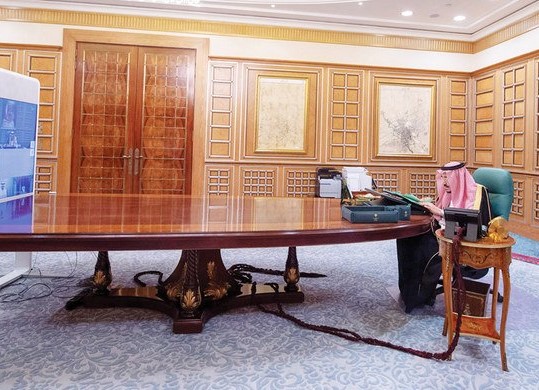 King Salman chairs the weekly Cabinet session via videoconferencing in Riyadh on Tuesday to review latest global and local developments. (SPA)