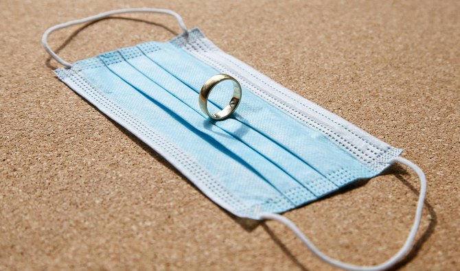 The Justice Ministry portal also allows users to check medical examinations online without the need to physically visit a hospital and to record a marriage electronically in the Ministerial Agency of Civil Affairs. (Shutterstock)