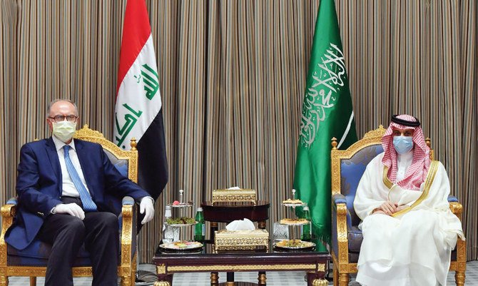 Iraq’s Deputy Prime Minister Ali Allawi meets Minister of Foreign Affairs Prince Faisal bin Farhan in the Saudi capital. (SPA)