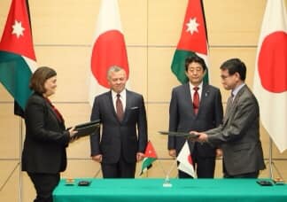 Nov. 27, 2018, Dr. Mary Kawar, the former Minister of Planning and International Cooperation representing the Jordanian Government, and the former Minister for Foreign Affairs, Kono Taro, representing the Government of Japan in the presence of His Majesty King Abdullah II Ibn Al Hussein, and Japanese Prime Minister Abe Shinzo (MOFA)