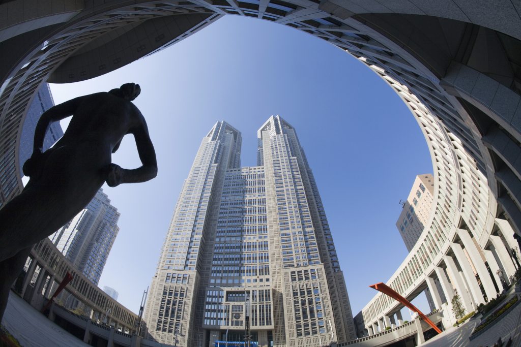 The Tokyo metropolitan government revised its three-stage road map for reopening its economy after weeks of business closures due to the coronavirus pandemic. (Shutterstock)