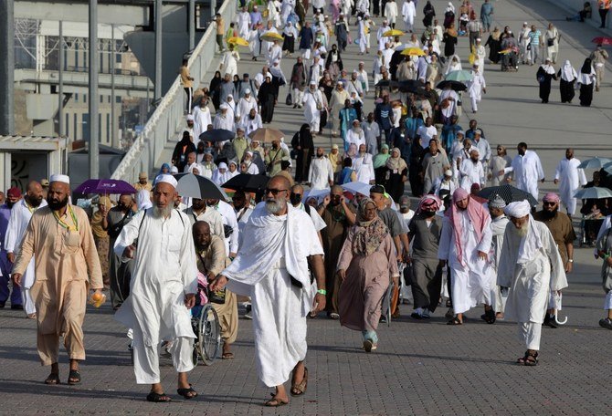 Pilgrims arrive in Mina during Hajj in 2019. (AFP/File)
