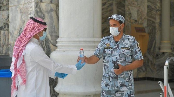Saudi Arabia will lift a curfew to prevent the spread of COVID-19 in the Kingdom on Sunday at 6 a.m. (SPA)