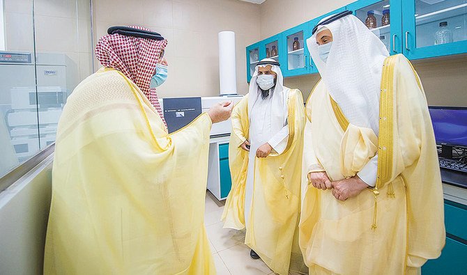 Qassim Gov. Prince Faisal bin Mishaal, left, during a briefing on the world’s largest camel hospital that he inaugurated in Buraidah on Sunday. (SPA)