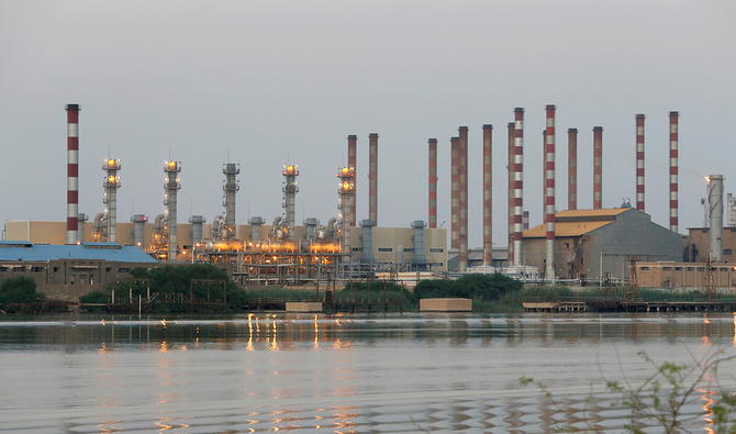 A general view of Abadan oil refinery in southwest Iran. (Reuters/File)