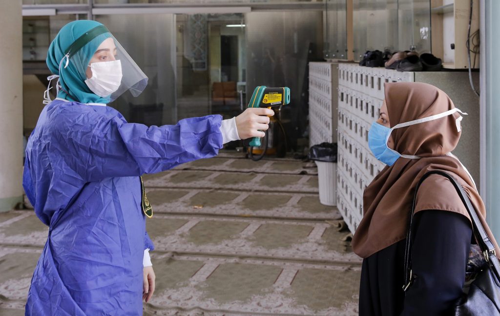 Saudi Arabia announced 36 more deaths from COVID-19 and 1,569 new cases of the disease on Wednesday. (SPA)