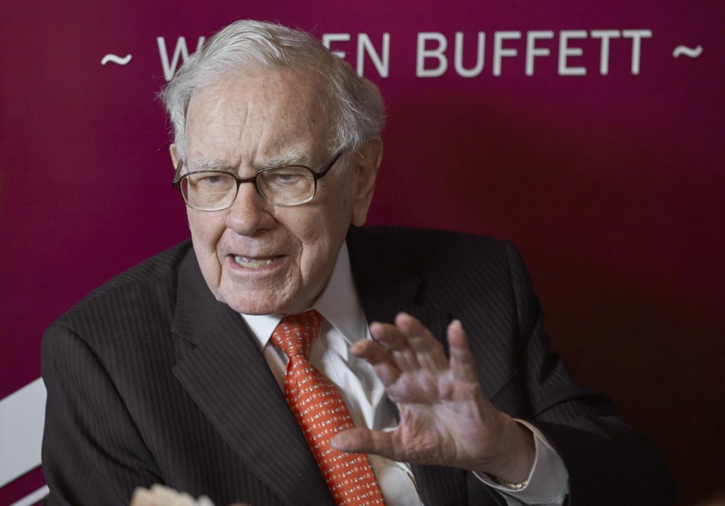 Warren Buffett, Chairman and CEO of Berkshire Hathaway, speaks following the annual Berkshire Hathaway shareholders meeting in Omaha, US, May. 5, 2019. (File photo/AP)