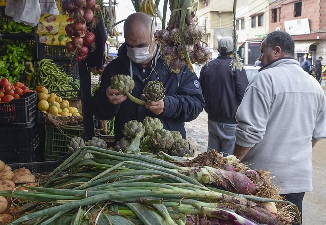 In Algeria, Africa’s largest nation and home to 43 million people, most transactions are done in cash circulating outside the formal banking sector, said professor Mohamed Boudjelal, an expert on Islamic finance. (File/AFP)