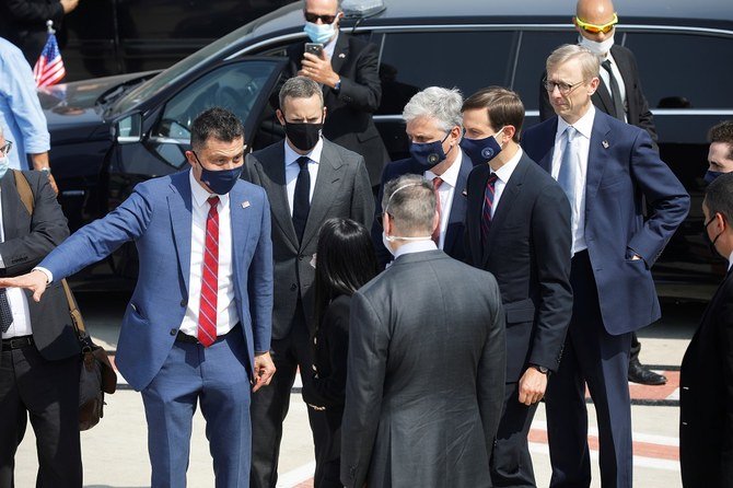 US National Security Advisor Robert O’Brien and US President Trump’s senior adviser Jared Kushner prepare to board a flight with an Israeli delegation to Abu Dhabi. (Reuters)