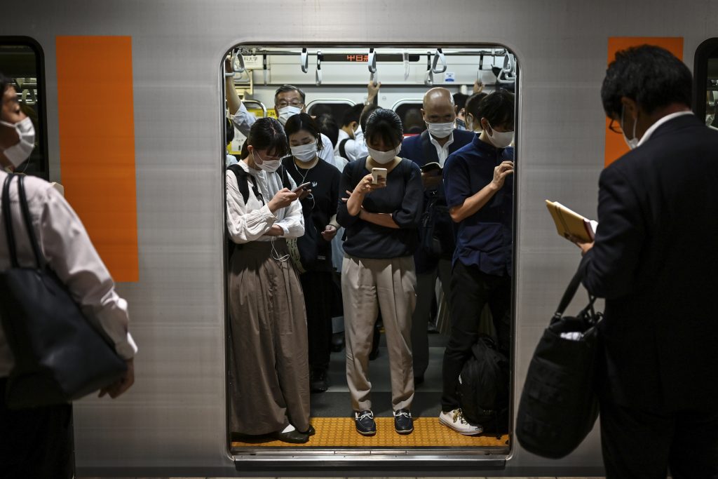The survey showed that 38.3 percent and 41.8 percent felt stress