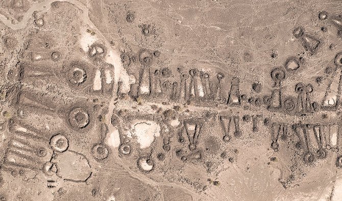 There are an estimated 917 kites around Khaybar built in varying shapes and sizes and some dating back to between the fifth and seventh centuries B.C. They resemble gates, triangles, kites, bull’s eyes, and keyholes. (Photos by Moath Alofi)
