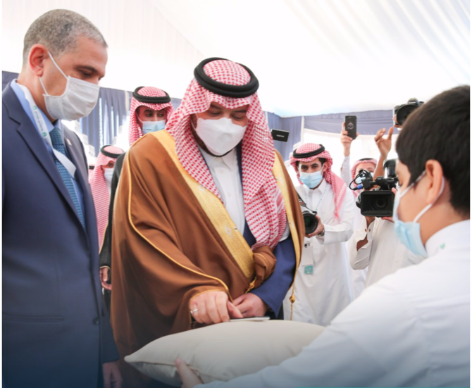 Saudi officials attend the inugartion ceremony of the Arar border crossing. (Saudi customs)