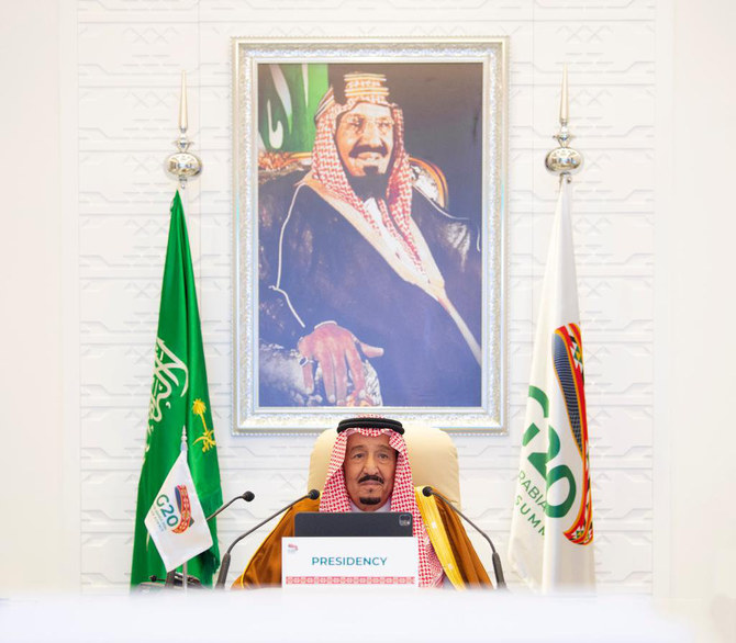 Saudi Arabia’s King Salman presides over the Group of Twenty (G20) forum’s 15th Summit meeting on Saturday. (SPA)