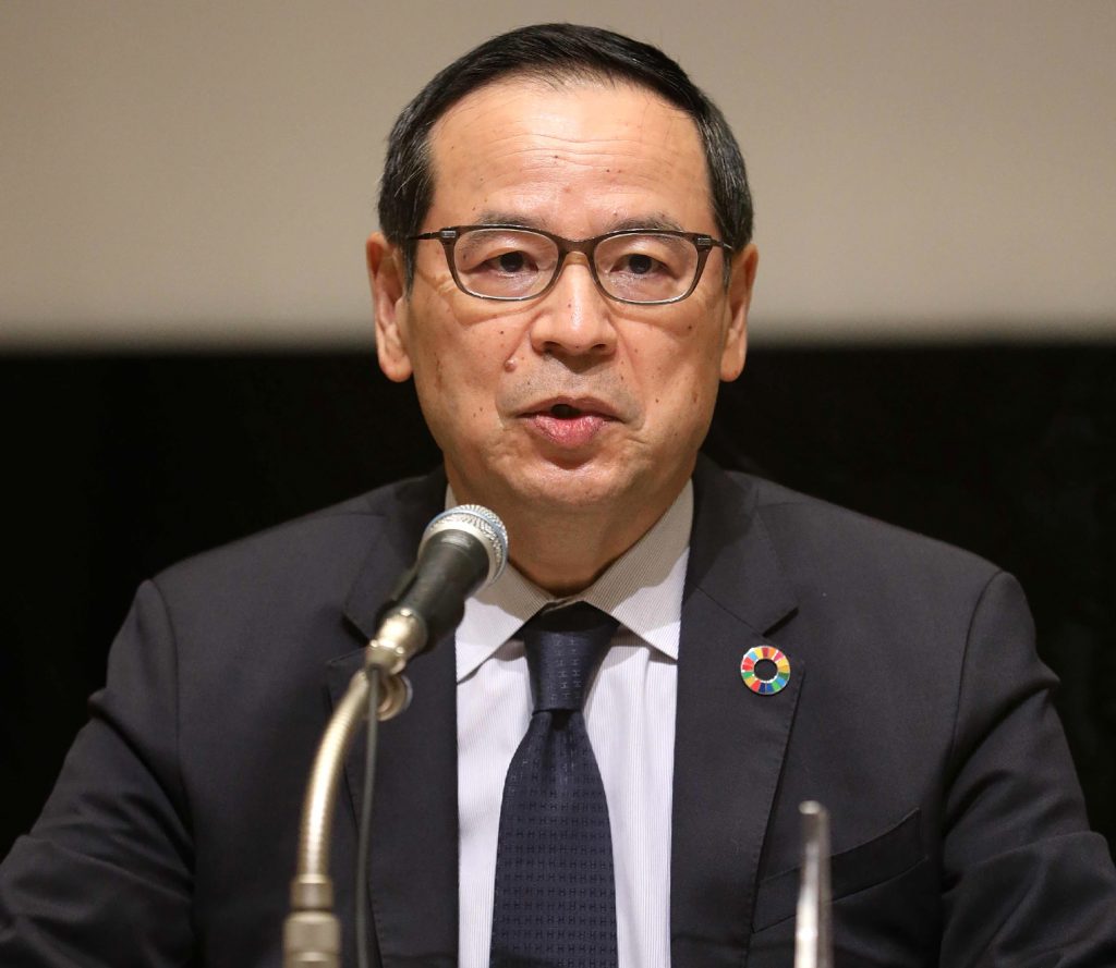 Tokyo Stock Exchange (TSE) president and CEO Koichiro Miyahara speaks during a press conference after trading was halted due to a glitch on the market in Tokyo on October 1, 2020. (AFP)