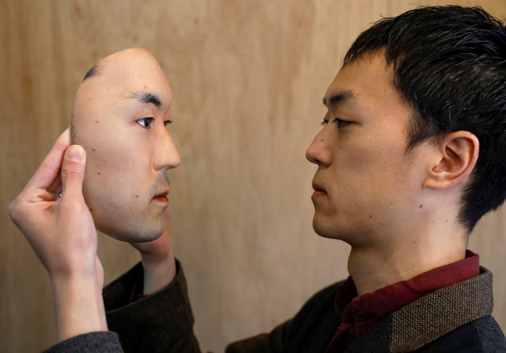 vigtigste erindringer trone Wearing someone else's face: Hyper-realistic masks to go on sale in  Japan｜Arab News Japan