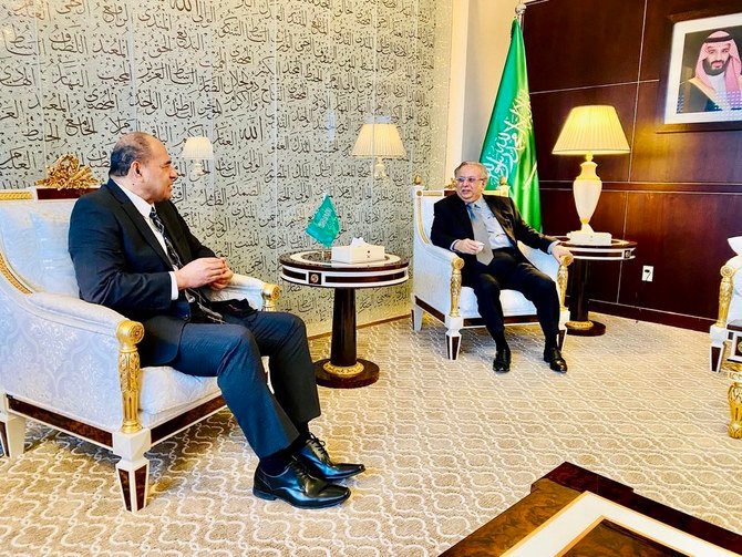 Saudi Arabia’s Permanent Representative to the United Nations, Abdallah Al-Mouallimi and his Tongan counterpart ambassador Viliami Va’inga Tone signed the agreement at the Kingdom’s mission in New York. (Twitter/@ksamissionun)