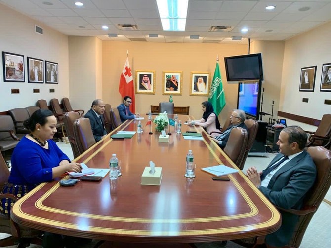 Saudi Arabia’s Permanent Representative to the United Nations, Abdallah Al-Mouallimi and his Tongan counterpart ambassador Viliami Va’inga Tone signed the agreement at the Kingdom’s mission in New York. (Twitter/@ksamissionun)