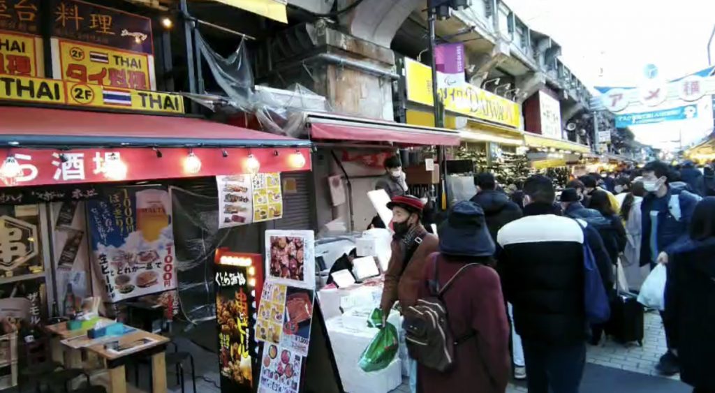 Even lesser crowds areexpected on the new year day as the new cases for the novel coronavirus in Tokyo has been increasing rapidly hitting more business and traditions in the Japanese capital.  (ANJ Photo)