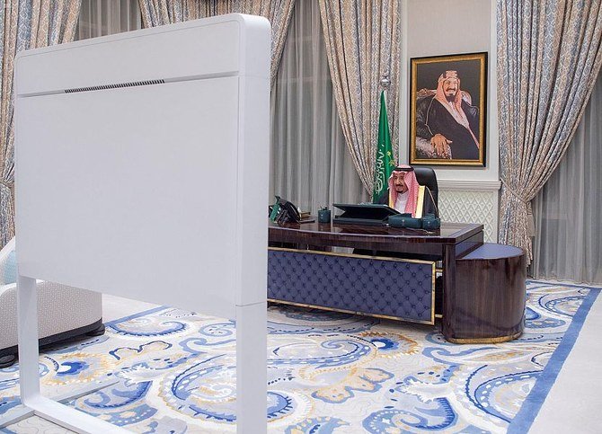 Saudi Arabia’s King Salman chairs weekly Cabinet meeting on Jan. 5, 2021. (SPA)