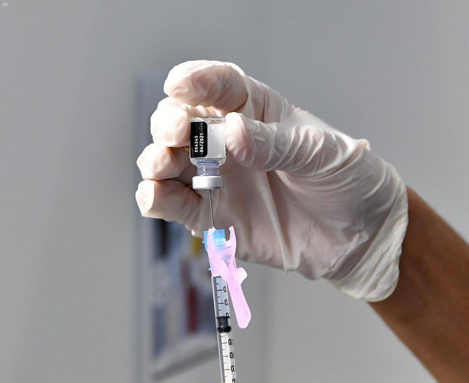 Saudi Arabia's vaccination campaign against COVID-19 is now nin full swing. (SPA)