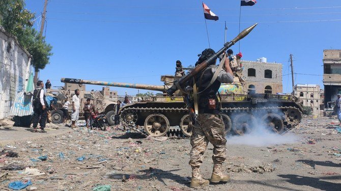 The Houthi militia besieged the villages of Al-Hima and Al-Haq in Taiz on Friday, killing four people, including a child, wounding seven others and extensively damaging and destroying several homes. (File/AP)
