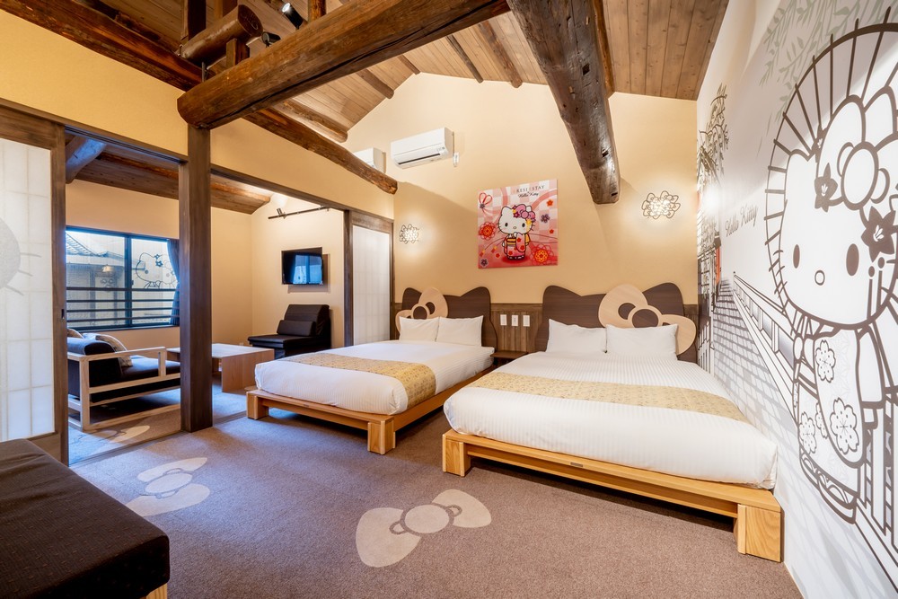 Four guests can fit in the room, that includes both a kitchenette and bathroom adorned with Hello Kitty illustrations, with rates at ¥19,545 ($188.40) per person. (Resi Stay)