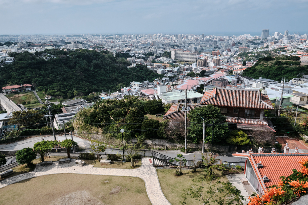 In Okinawa, the daily number of newly confirmed coronavirus cases topped 100 on Saturday and Tuesday, coming to 130 and 113, respectively. (Shutterstock)