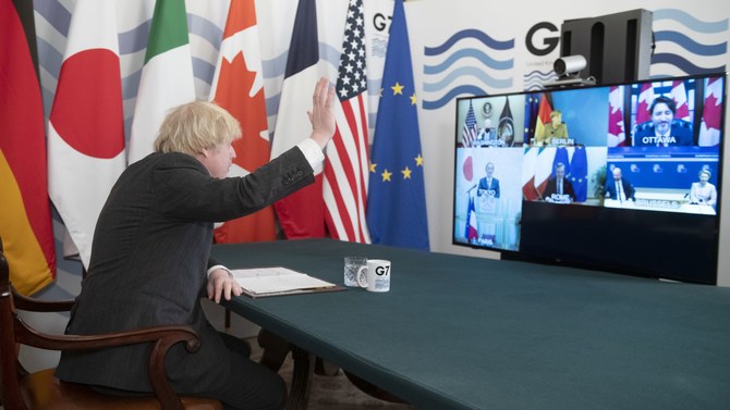 Boris Johnson waves at his G7 colleagues. (Getty Images)