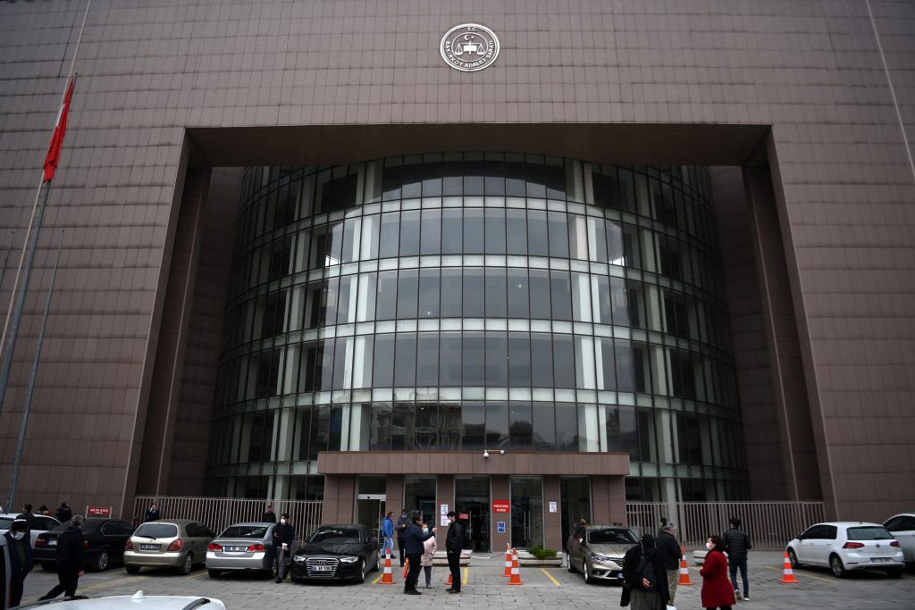 General view of the Bakirkoy courthouse building in Istanbul, during a verdict trial against four pilots, two flight attendants and a private airline official accused of smuggling former Nissan Motor Co. chairman Carlos Ghosn out of Japan, Feb. 24, 2021. (File photo/AFP)