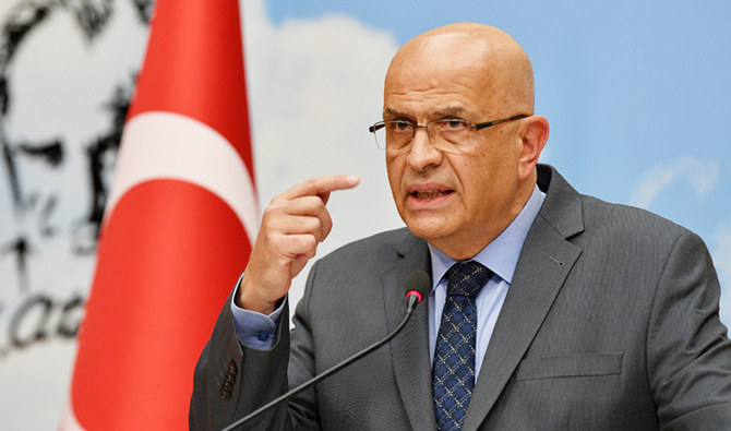 Enis Berberoglu, a member of the parliament from Turkey's main opposition Republican People's Party (CHP), speaks during a news conference in Ankara, Turkey, June 4, 2020. (REUTERS)