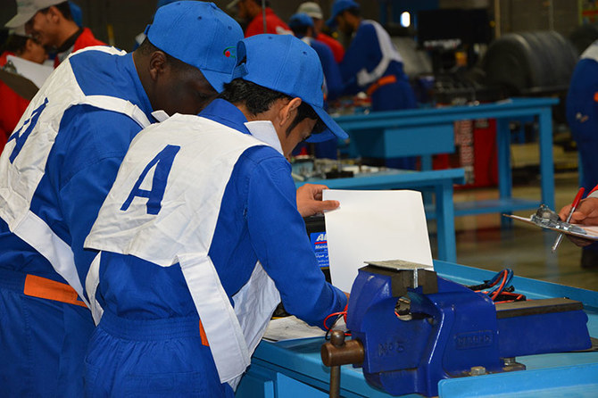 SJAHI provides technical training for Saudi high school graduates who are keen to pursue a career in automobile technology and maintenance. (SJAHI)