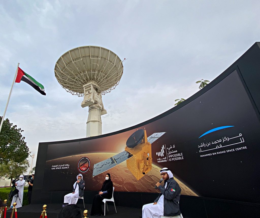 Omran Sharaf, project manager at the MBRSC (L) and Sarah Al-Amiri, the UAE’s minister of state for advanced sciences and chair of the UAE Space Agency (R) at the Mohammed bin Rashid Space Center, Feb. 10, 2021. (ANJP Photo)